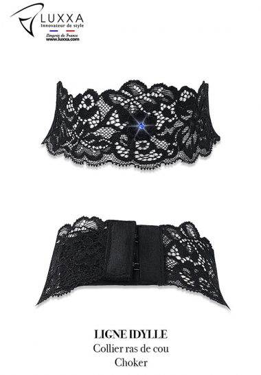 Luxxa Rhinestone Choker